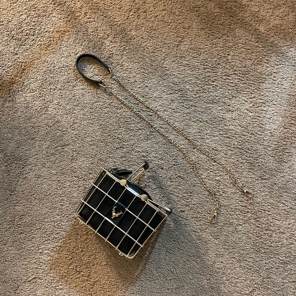 Mini crossbody bag/clutch，black and gold - Picture 4 of 10